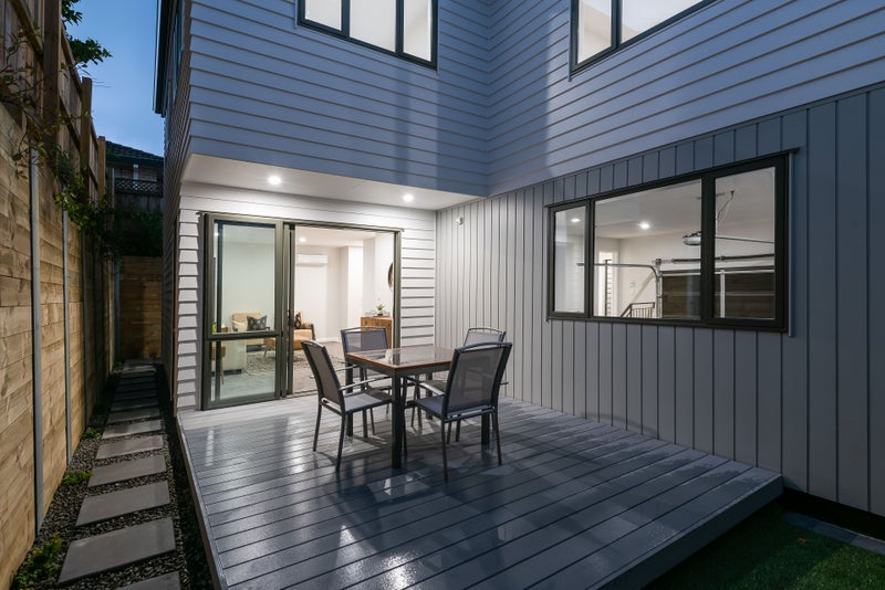 20B Waterloo Street, Howick, Auckland - Carousel 32