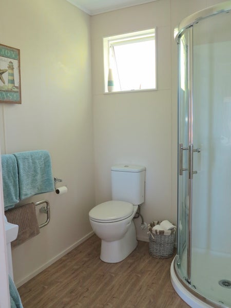 62 Beach Road, Collingwood - Carousel 10