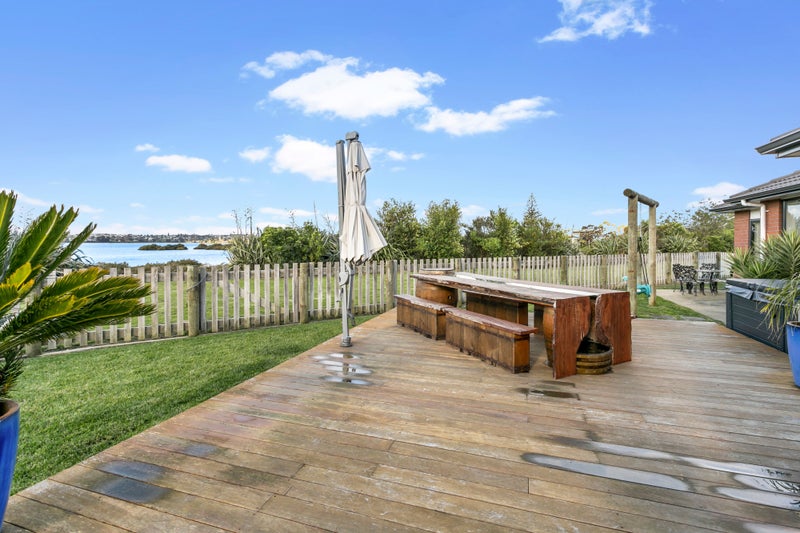 26 Joe F Stanley Place, Otahuhu, Auckland - Carousel 1