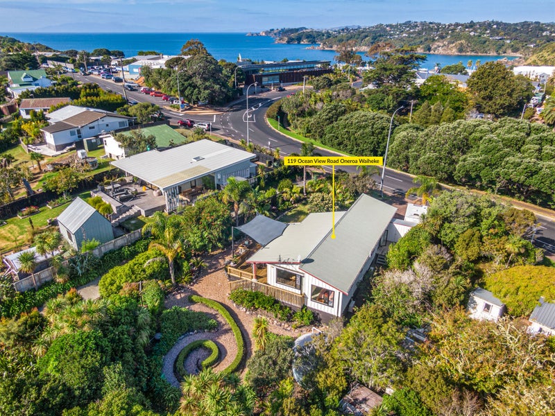 119 Ocean View Road, Oneroa, Waiheke Island - Carousel 2