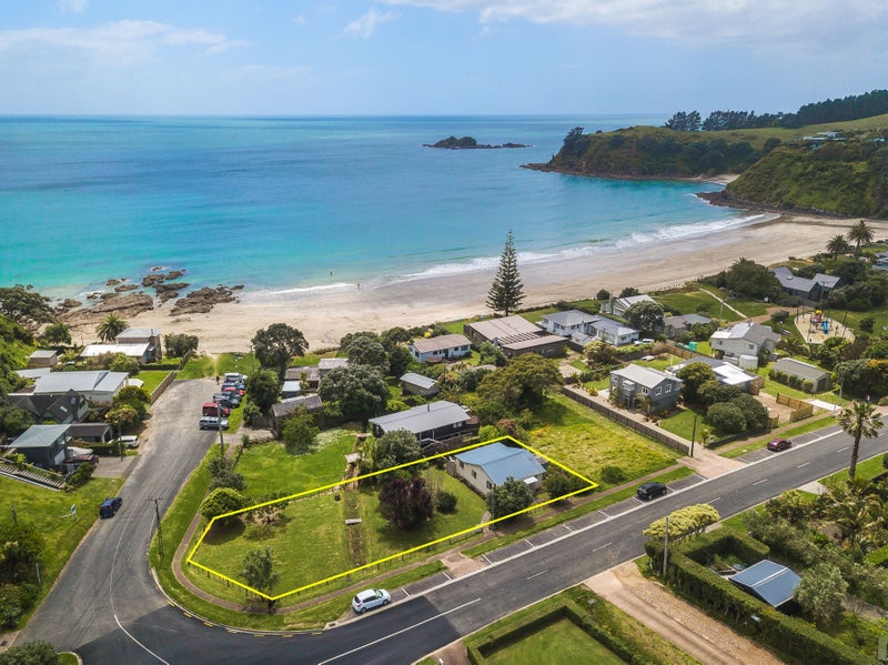 63 Palm Road, Palm Beach, Waiheke Island - Carousel 2