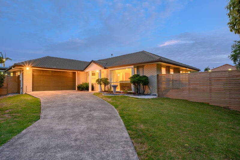100 Bob Charles Dr, Golflands, Manukau - Carousel 1