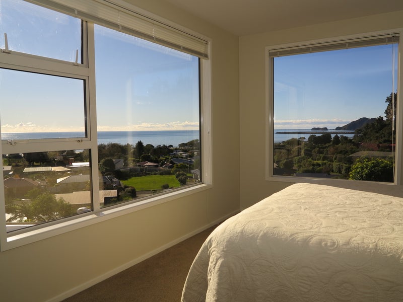 26 Richmond Road, Takaka - Carousel 10