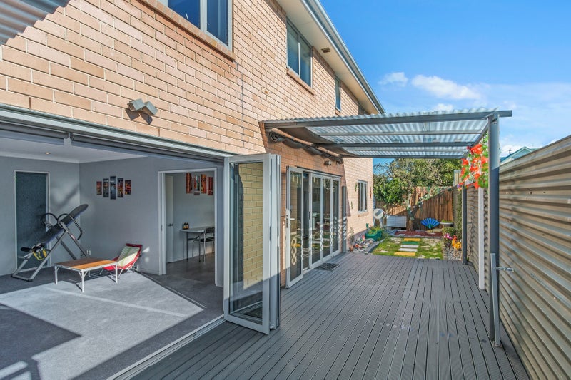 31 Grafton Street, Waltham, Christchurch - Carousel 2