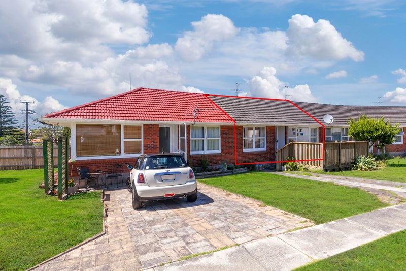 2/13 Creamer Avenue, Belmont, Auckland - Carousel 1