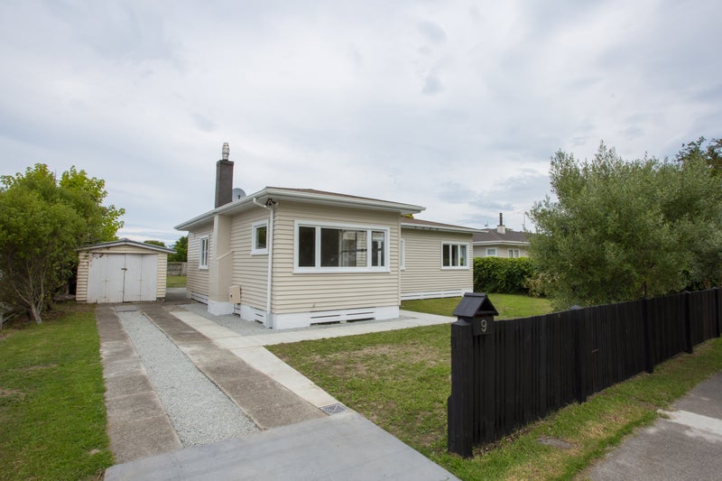 9 Kelvin Street, Inner Kaiti, Gisborne - Carousel 2