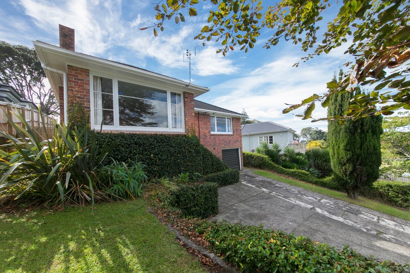 24 Herd Road, Hillsborough, Auckland - Carousel 2