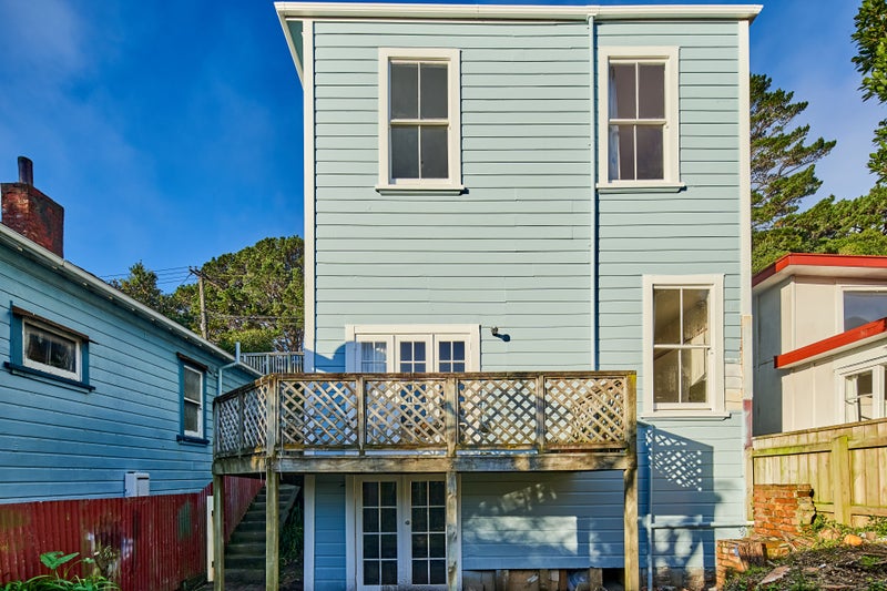 128 Russell Terrace, Berhampore, Wellington - Carousel 19