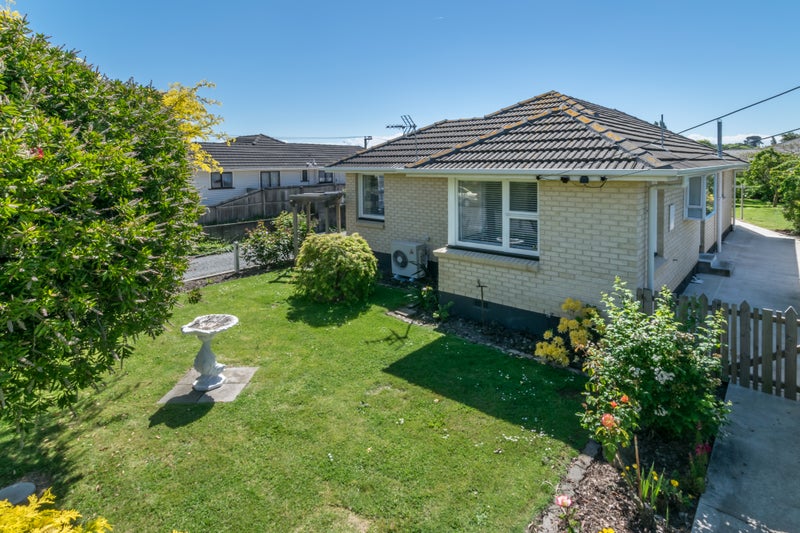 11 Bideford Place, Dallington, Christchurch - Carousel 2
