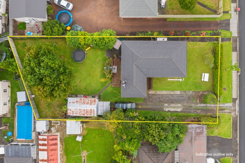 27 Kervil Avenue, Te Atatu Peninsula, Auckland - Carousel 1