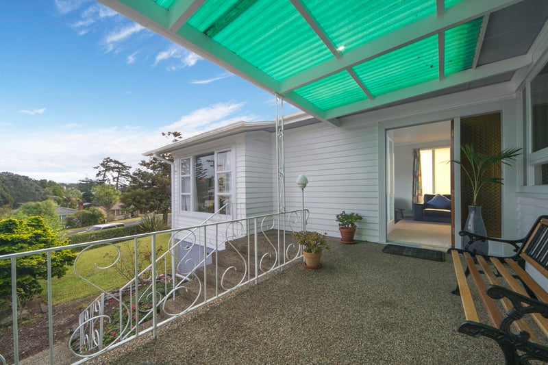 12 Eaton Road, Hillsborough, Auckland - Carousel 2