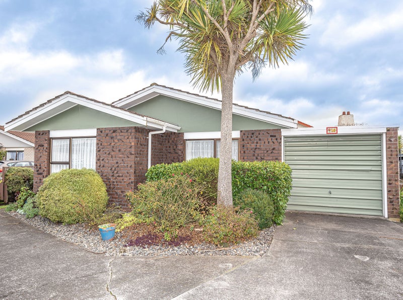 10 Antrim Place, Springvale, Whanganui - Carousel 1