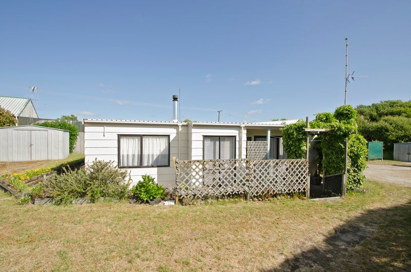 448 Pukehina Parade, Pukehina, Te Puke - Carousel 10