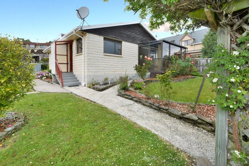 64 Kinmont Crescent, Kinmont Park, Mosgiel