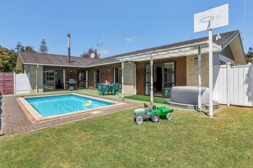 226 Fairway Drive, Kamo, Whangarei
