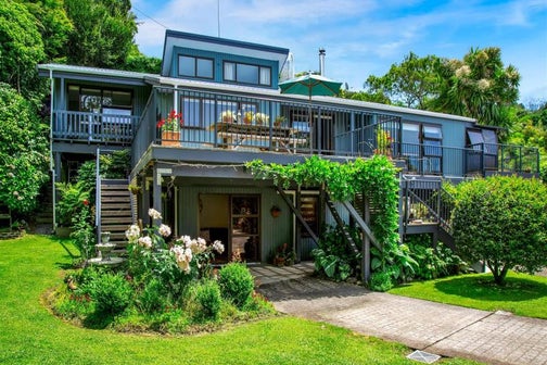 37 Whakapaki Street, Urenui, Urenui