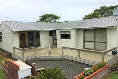 5 Evanda Crescent, Conifer Grove, Takanini