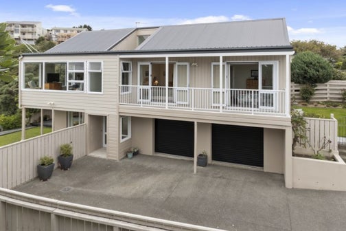 49 Eskdale Road, Papakowhai, Porirua