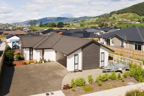 39 Cupola Crescent, Richmond