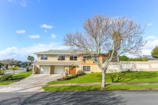 140 Bramley Drive, Farm Cove, Auckland