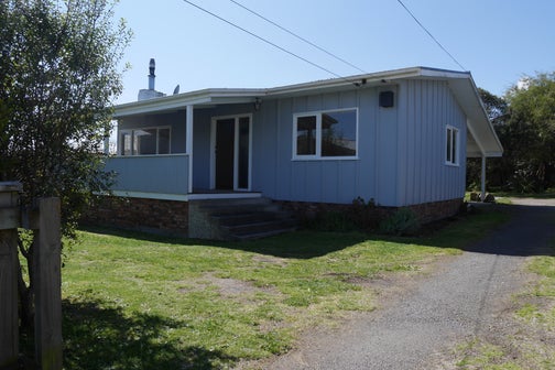 2/16 Frederick Street, Two Mile Bay, Taupo