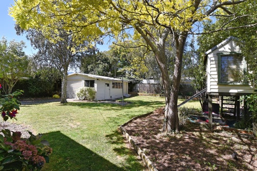7 Cooper Place, Richmond