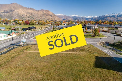 15 Tuke Lane, Wanaka