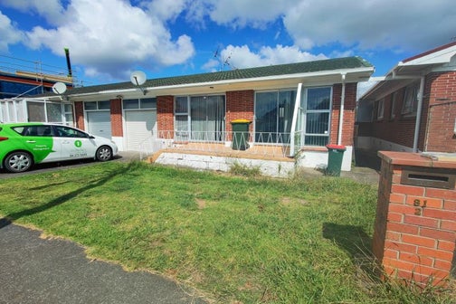 2/81 Tui Road, Papatoetoe, Auckland