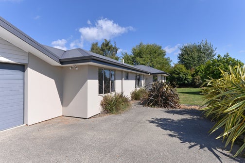 7 Ernest Place, Brightwater