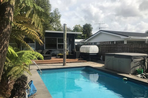 5 Frank Place, Hillpark, Auckland