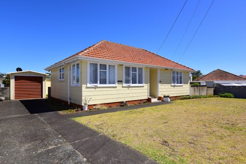 18 Burns Street, Tawhero, Whanganui