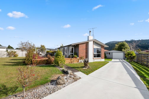 18 Logan Street, Fairy Springs, Rotorua