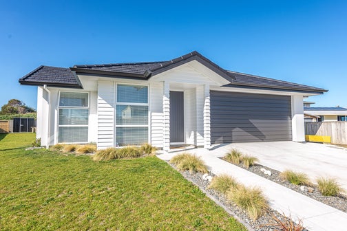 4 Longbeach Drive, Castlecliff, Whanganui