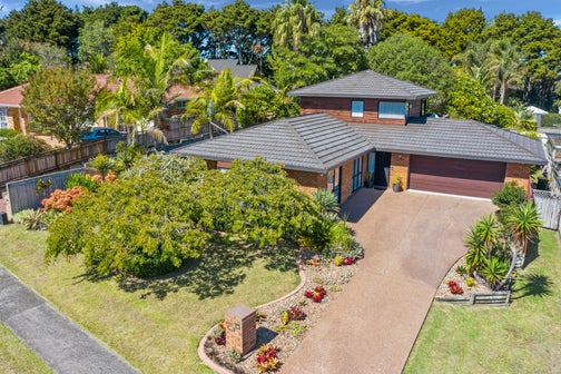 25 Kuripaka Crescent, The Gardens, Auckland