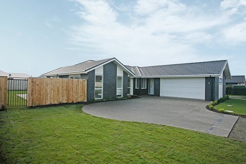 82 Tauhinu AVE, Lincoln, LINCOLN