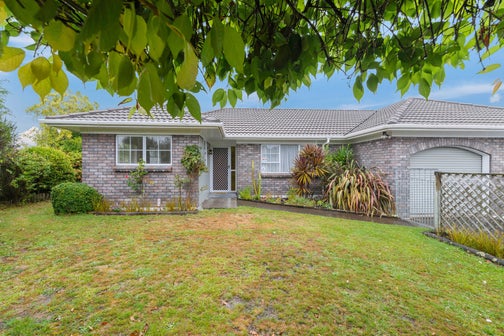 2A Westbrook Place, Pomare, Rotorua