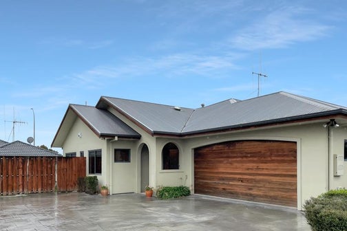14 Greenough Place, Rototuna, Hamilton