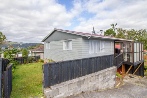 55A Lord ST, STOKES VALLEY, LOWER HUTT