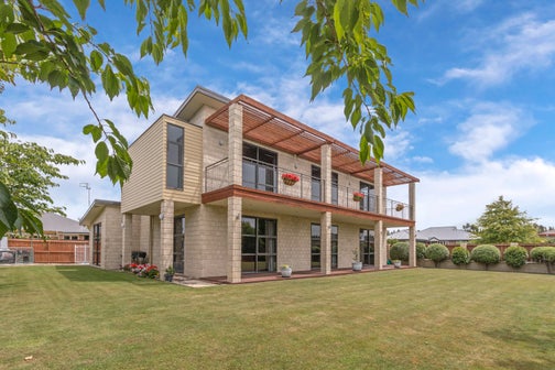 24 Willowview Drive, Redwood, Christchurch