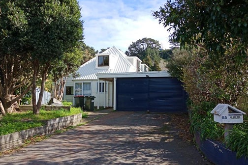 85 Tirohanga Road, Tirohanga, Lower Hutt