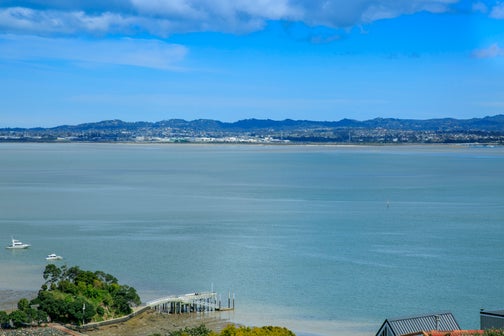 42 Hadfield Street, Beach Haven, Auckland