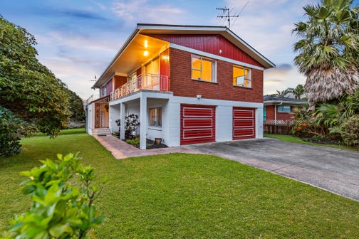 4 Hazeldene Place, Opaheke, Papakura
