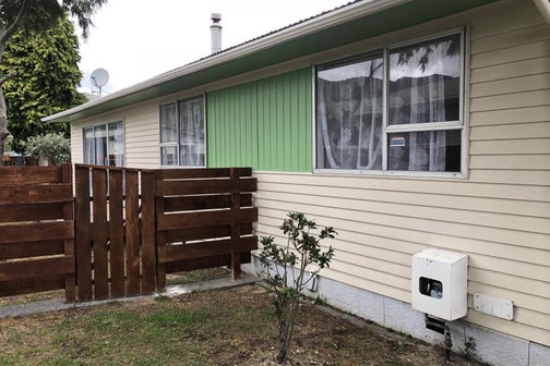 272 Wellington Road, Wainuiomata, Lower Hutt