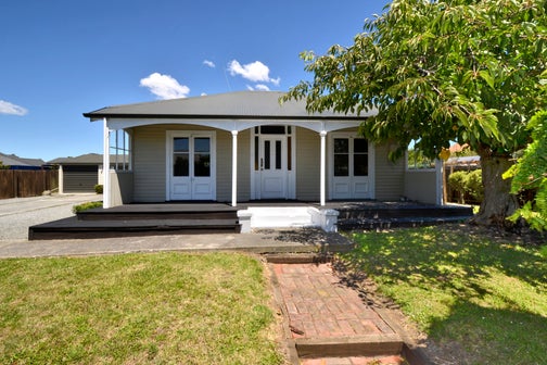 15 Vagues Road, Northcote, Christchurch
