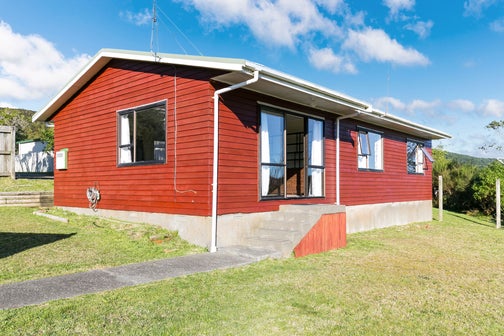 38 Parklands Drive, Karori, Wellington