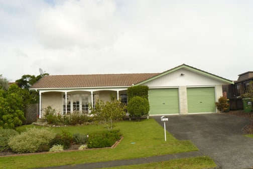 11 Culver Terrace, Howick, Auckland