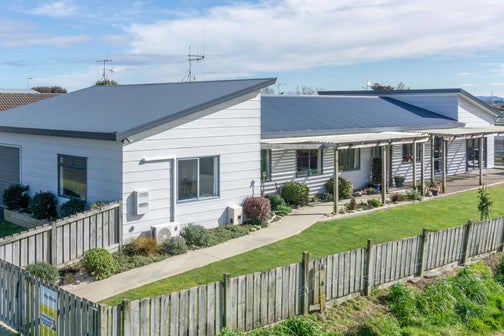 41 Raleigh Avenue, Fairview Downs, Hamilton