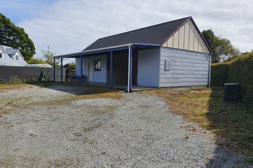 25 DENTS RD