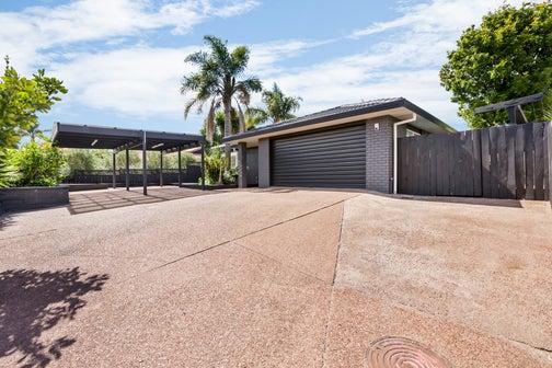 22 John Lister Close, Golflands, Auckland