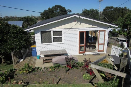 1/28 Merton Avenue, Glenfield, Auckland